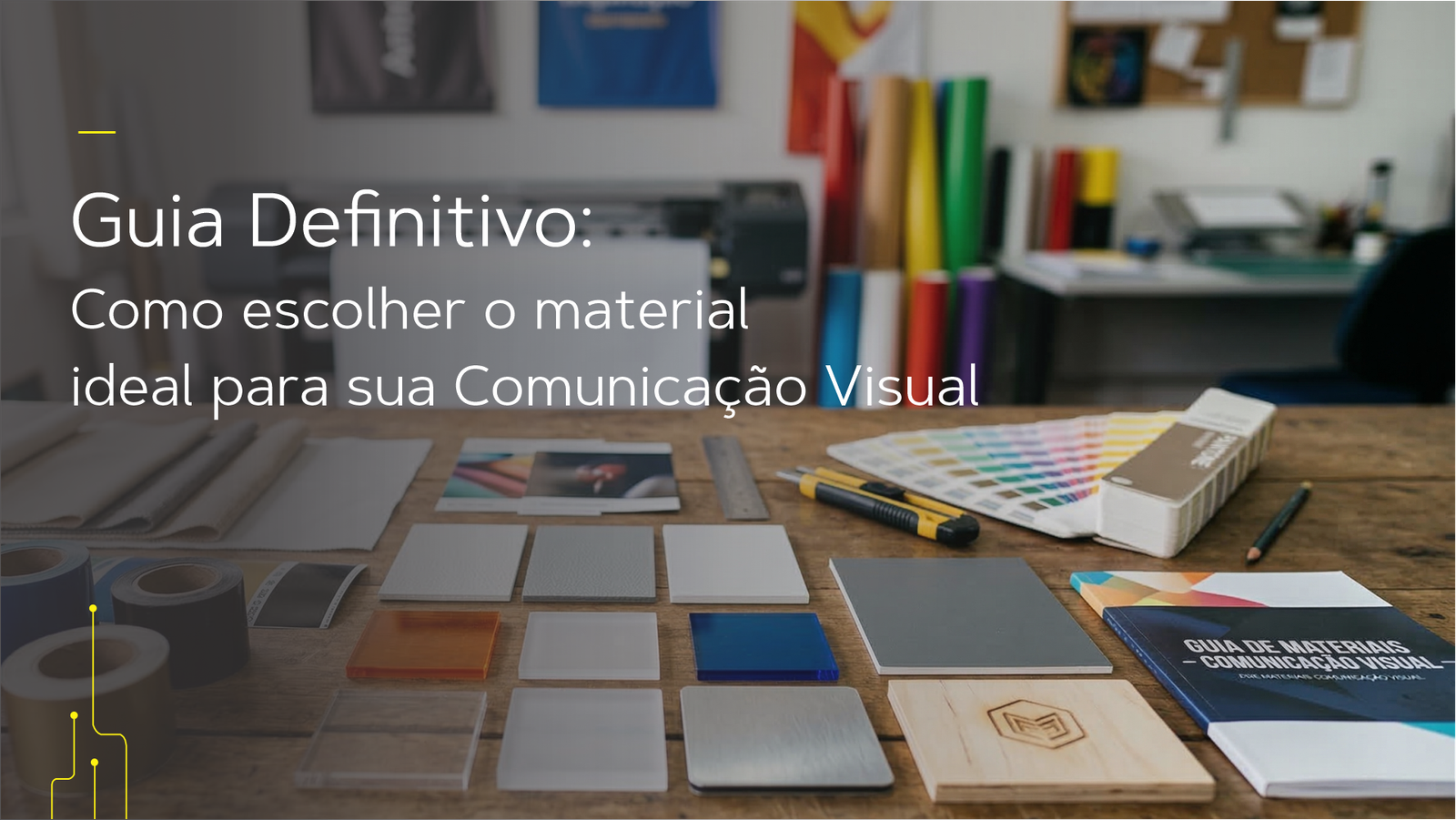 A escolha assertiva entre ACM, lona e acrílico define não apenas a estética da fachada, mas a longevidade da marca sob exposição climática e o impacto visual no ponto de venda.